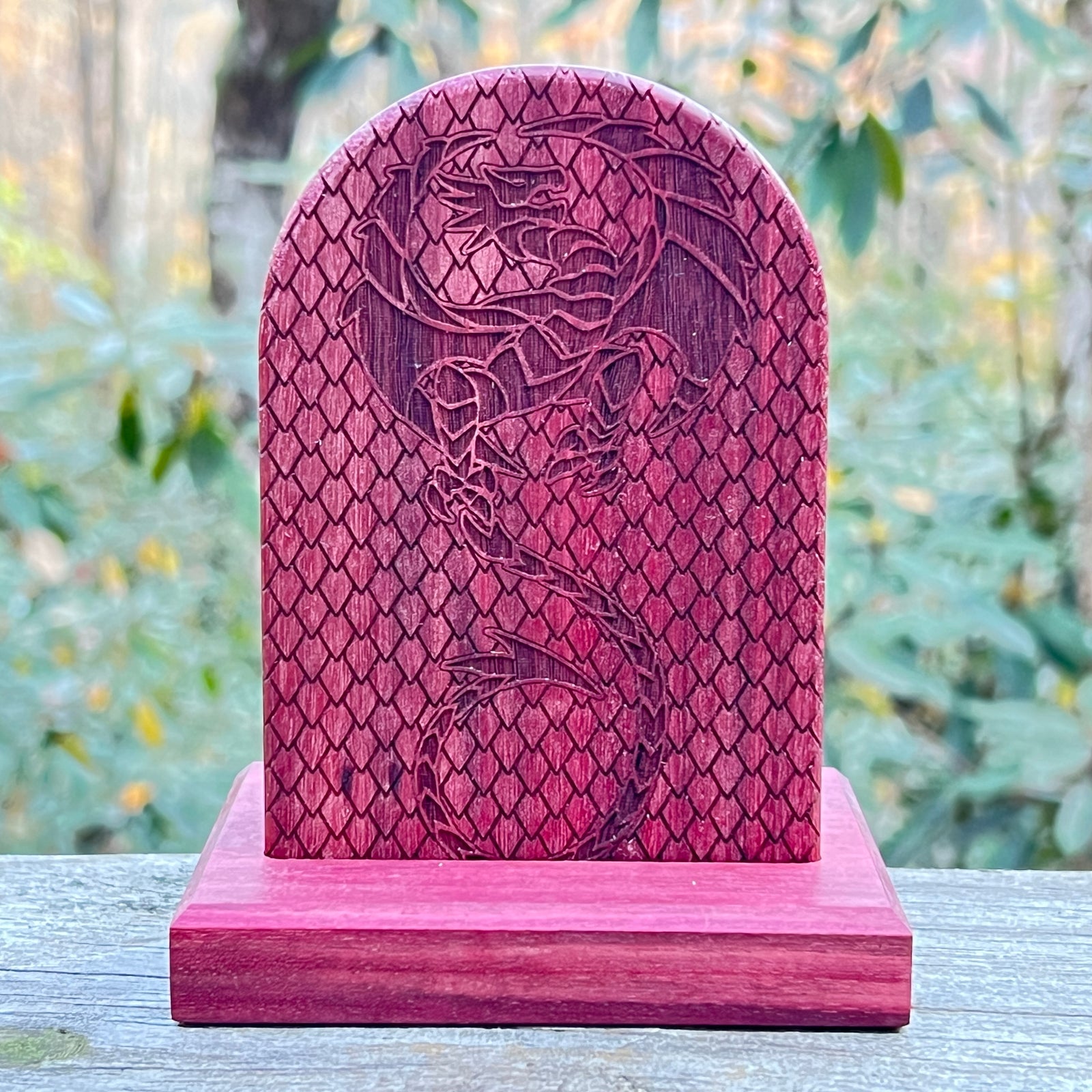 Headstone Dice Crypt - Dragons