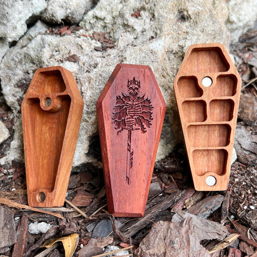 Skeleton King - Mini Dice Crypt-Cryptic Creative-Cryptic Creative- dice crypt - mini dice - dice vault - dice box - dice coffin